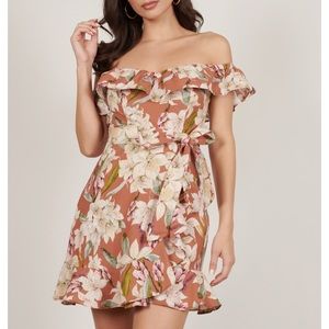NWT! Tobi floral dress!